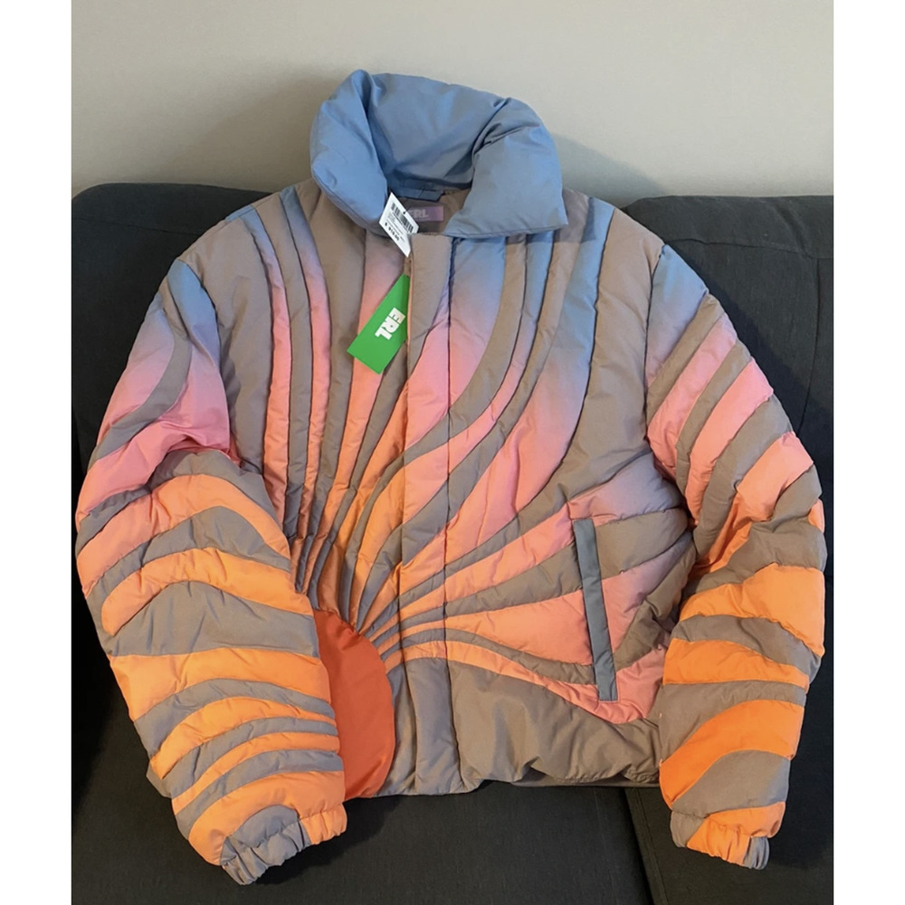 Erl Sunrise Sun Bomber jacket Puffer Size SMALL